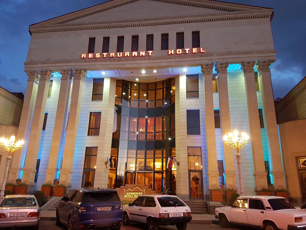 Armenian Royal Palace Erevan Exterior foto